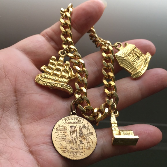 🖤Vtg Charms bracelet - Picture 8 of 10